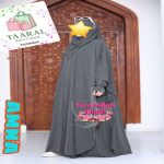 Jilbab 2 pièces ample et fluide avec jupe assortie.