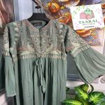 Abaya Plissée Brodée Dentelle – Image 3
