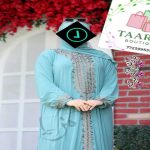 Abaya Évasée à Broderies Traditionnelles – Image 2