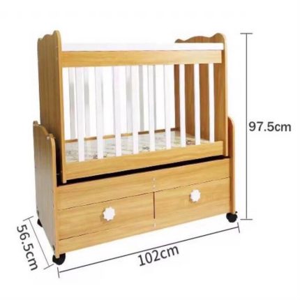 Schéma technique du lit évolutif pour bébé en bois avec l'indication des dimensions : 102 cm de longueur, 56,5 cm de largeur et 97,5 cm de hauteur.