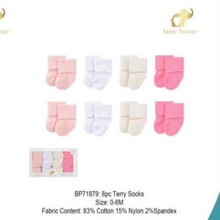 Fiche produit de la marque Bebe Favour montrant plusieurs paires de chaussettes en tissu éponge pour bébé de 0 à 6 mois avec un aperçu de la boîte d'emballage et les détails de composition du tissu.
