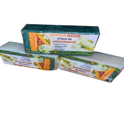 Savon Adja 100% naturel à base de mbeurbeuf pour le soin de la peau.