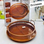 Panier de friteuse pour four rond couleur cuivre avec son plateau de cuisson.