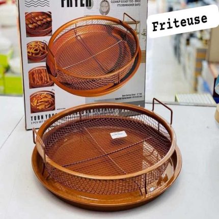 Panier de friteuse pour four rond couleur cuivre avec son plateau de cuisson.