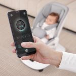 Balancelle électrique bébé grise avec assise rembourrée et harnais